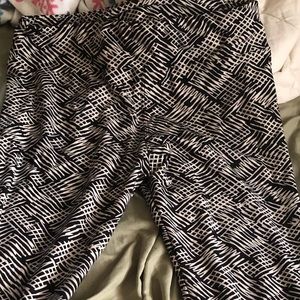 Lularoe TC leggings.